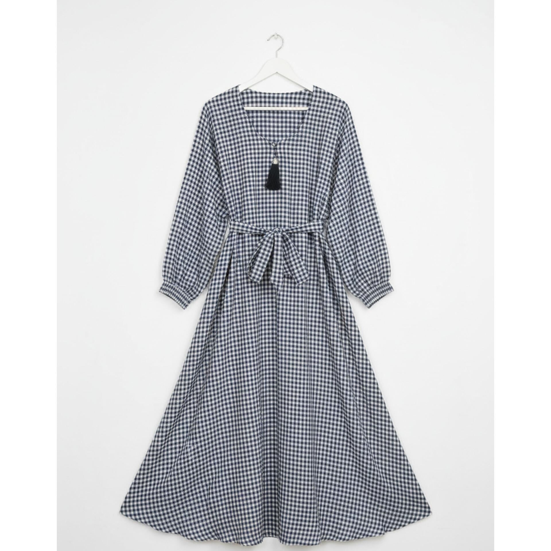 Light Gray Printed Ladies Stitched Abaya – Comfortable & Simple Daily Wear