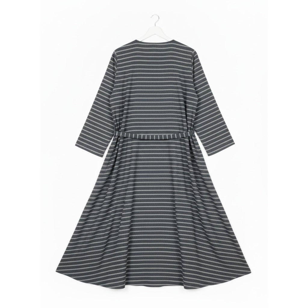 Dark Gray Printed Ladies Stitched Abaya – Comfortable & Simple Daily Wear