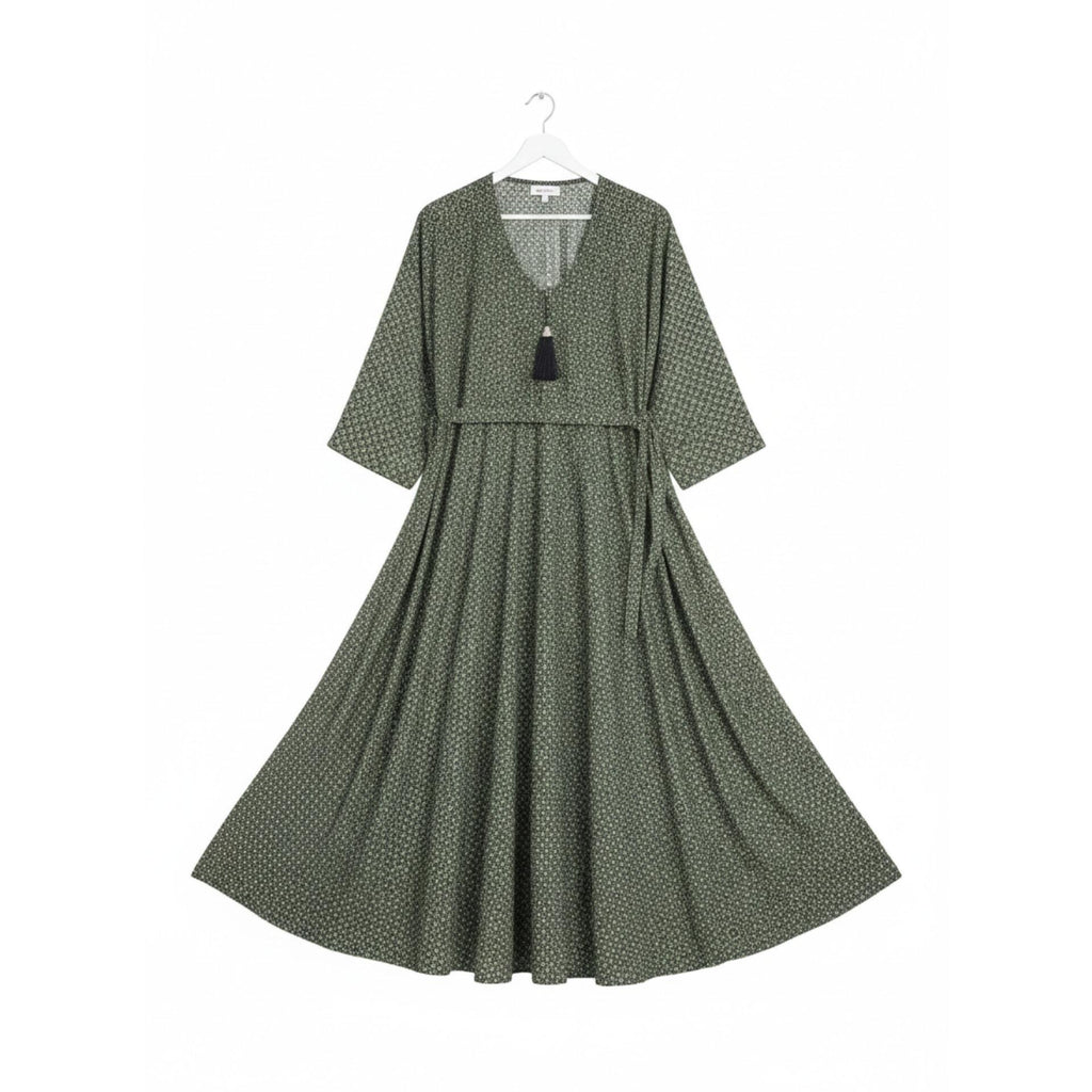 Green Printed Ladies Stitched Hijab – Soft Fabric, Elegant & Comfortable Wear