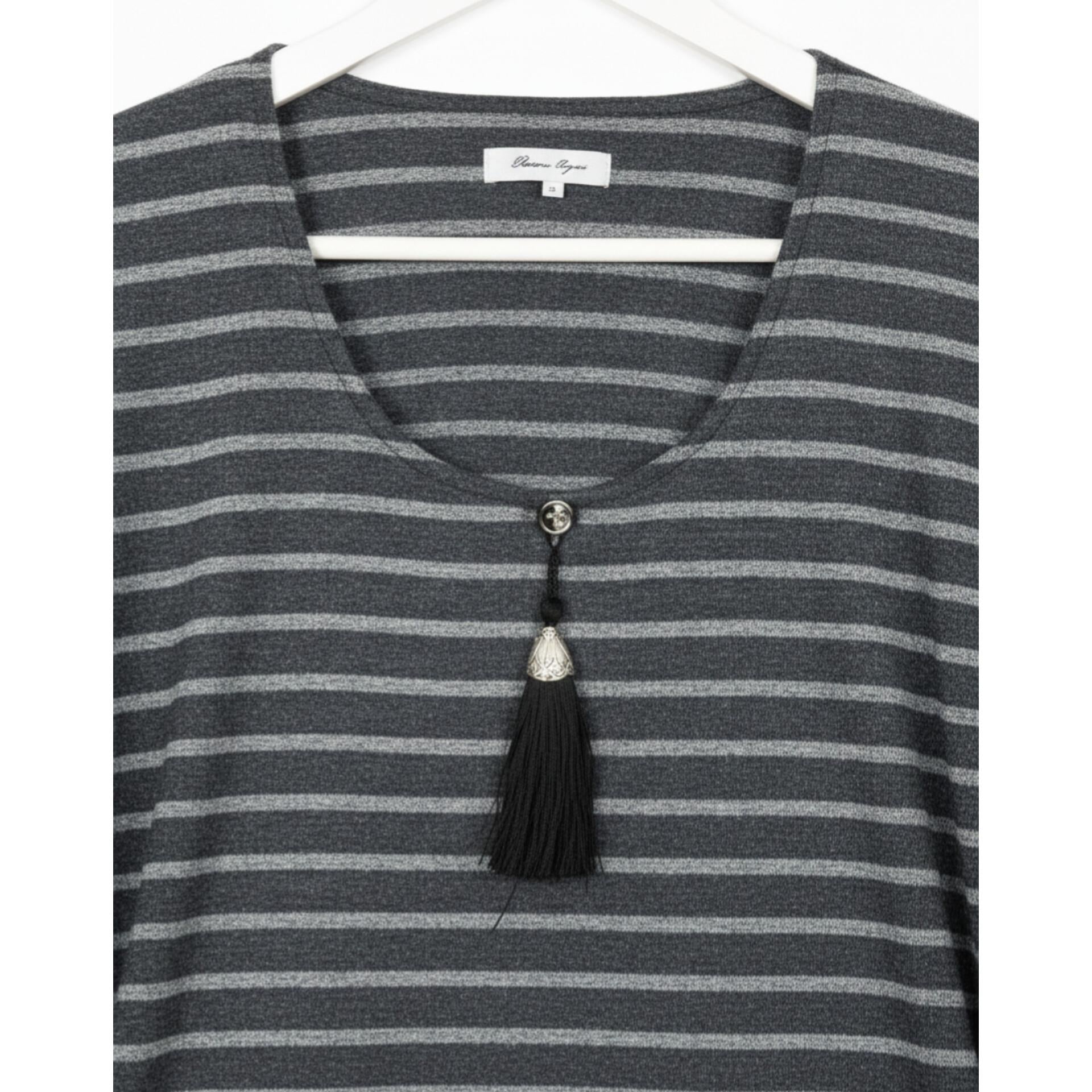 Dark Gray Printed Ladies Stitched Abaya – Comfortable & Simple Daily Wear